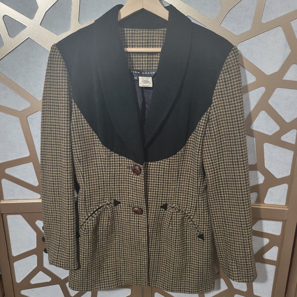 VINTAGE TINA HAGEN Rare Wool Houndstooth Velvet Trim Jacket